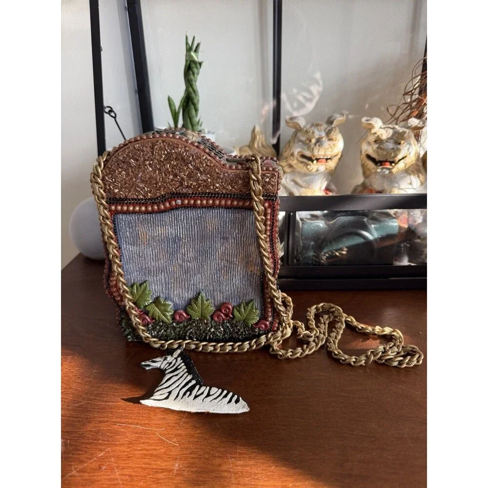 VTG Mary Frances 1738 PURSE Crossbody Chain -Africa Zebra, Giraffe,Elephant READ - Picture 6 of 11